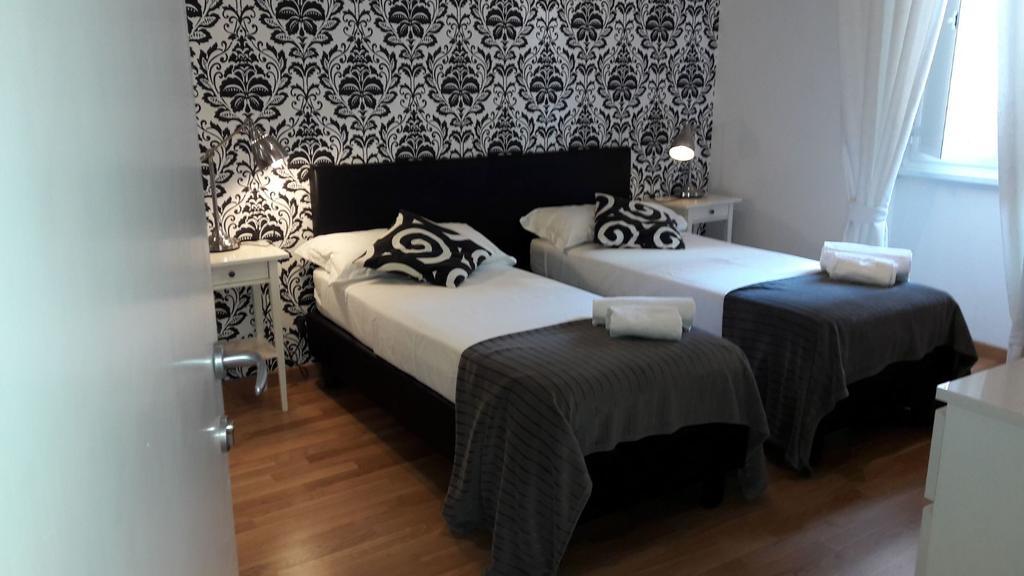 Blue Star Luxury Apartment San Giovanni - Colosseo ローマ エクステリア 写真