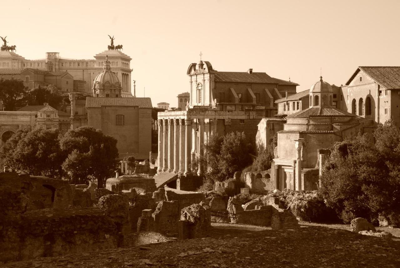 Blue Star Luxury Apartment San Giovanni - Colosseo ローマ エクステリア 写真